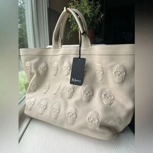 IO PELLE Italian 3D Skull Leather XL Weekender Tote Latte NWT HTF